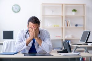 DISTRESSED DOCTOR FACING MEDICAL NEGLIGENCE CLAIMS FOR DELAY IN TREATMENT